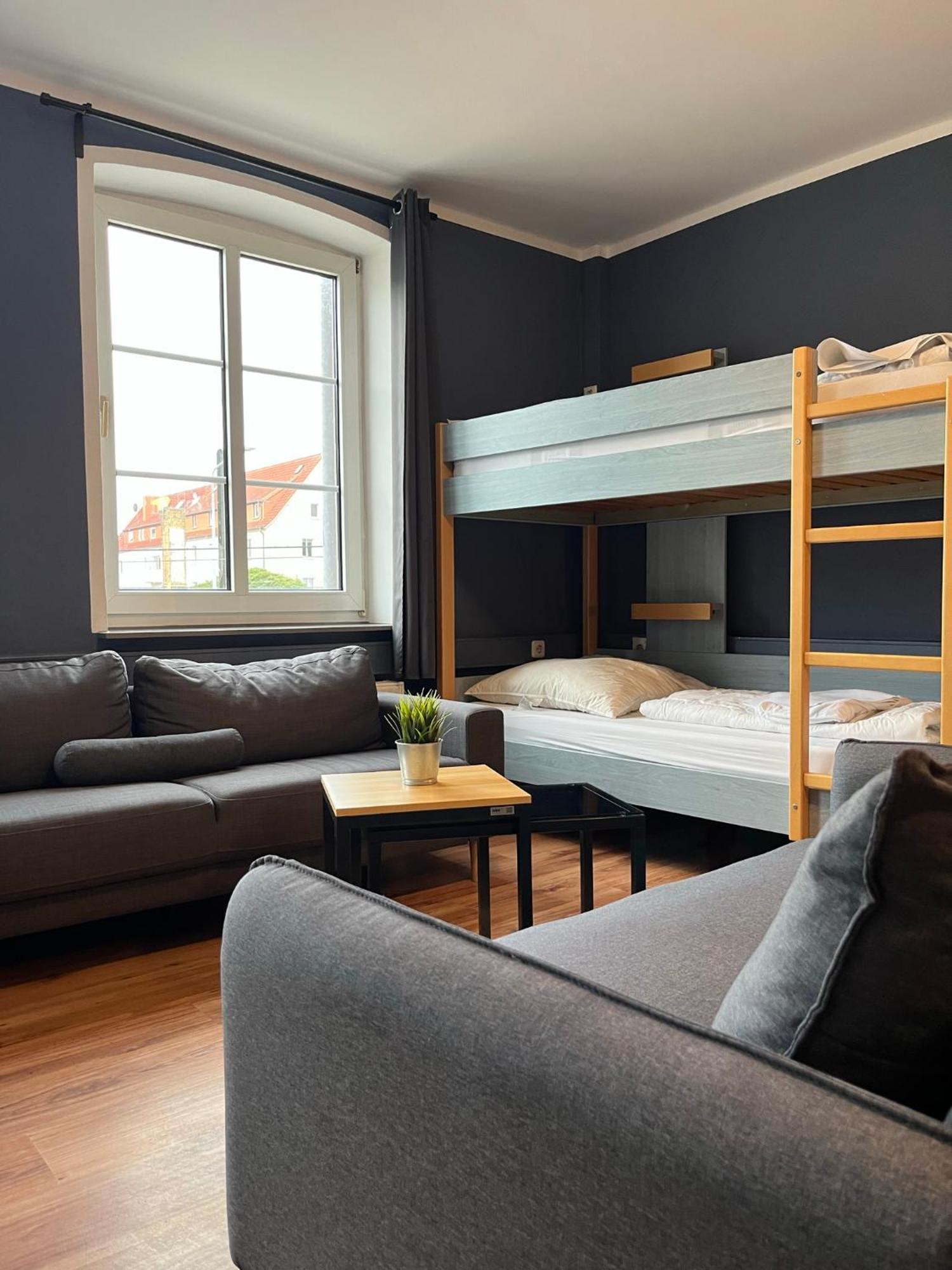 Blue Doors Hostel Ktv Rostock Esterno foto