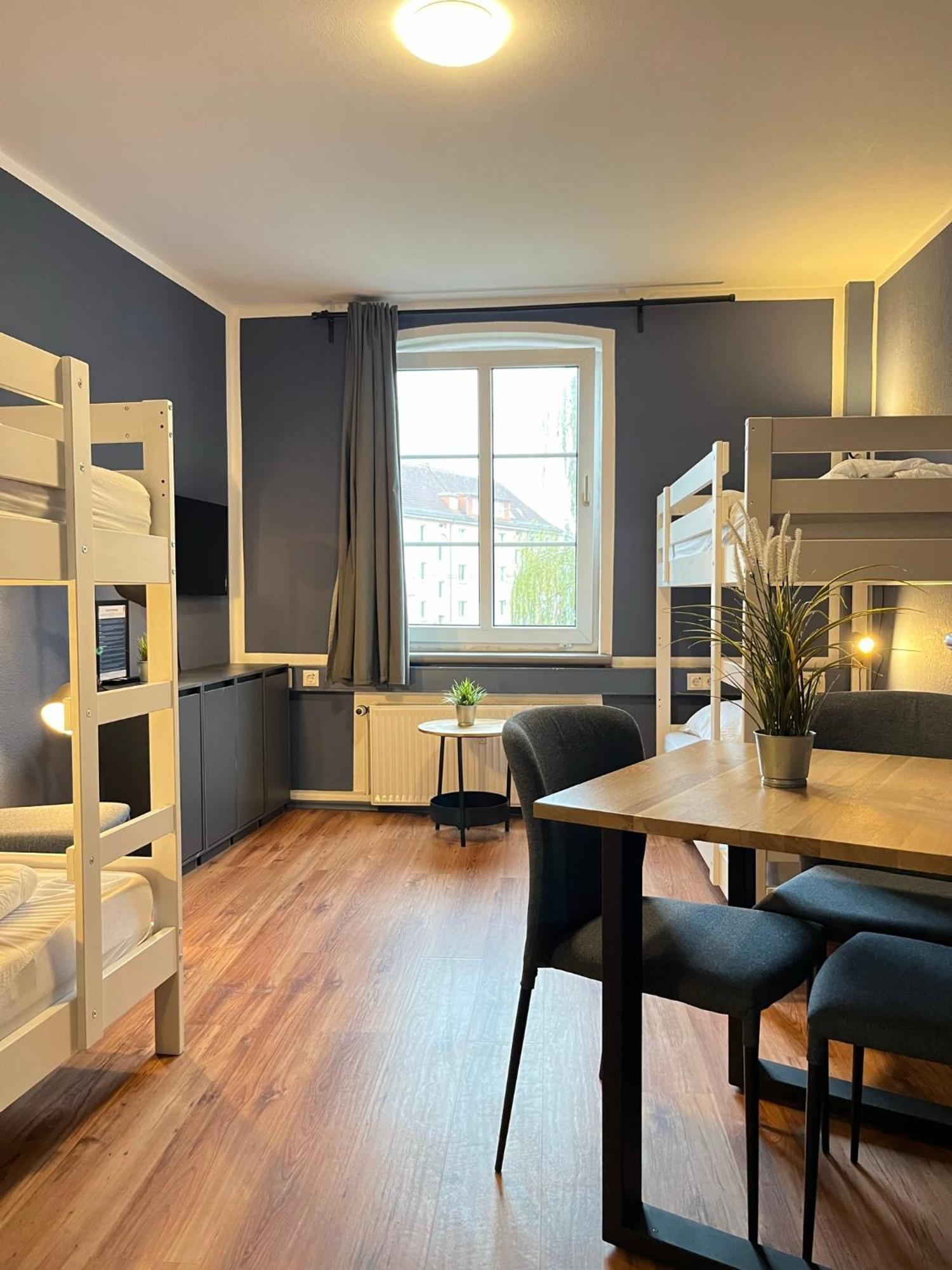Blue Doors Hostel Ktv Rostock Esterno foto